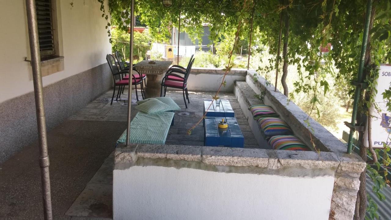 Pape Punat Apartmani I Sobe Exterior foto